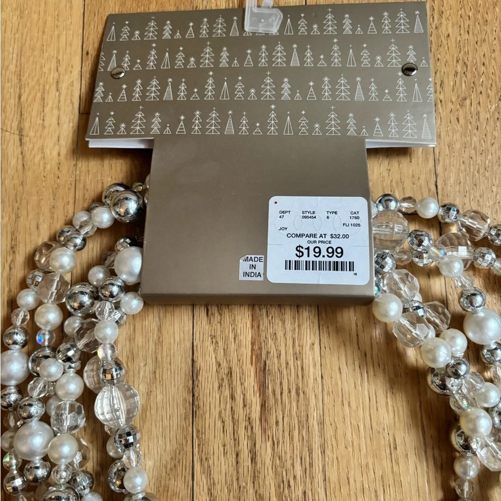 NEW - Multi-Strand Pearl & Crystal 12 FT Garland Table Decor - White & Silver
